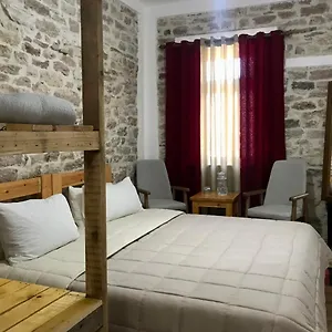Aparthotel Eri